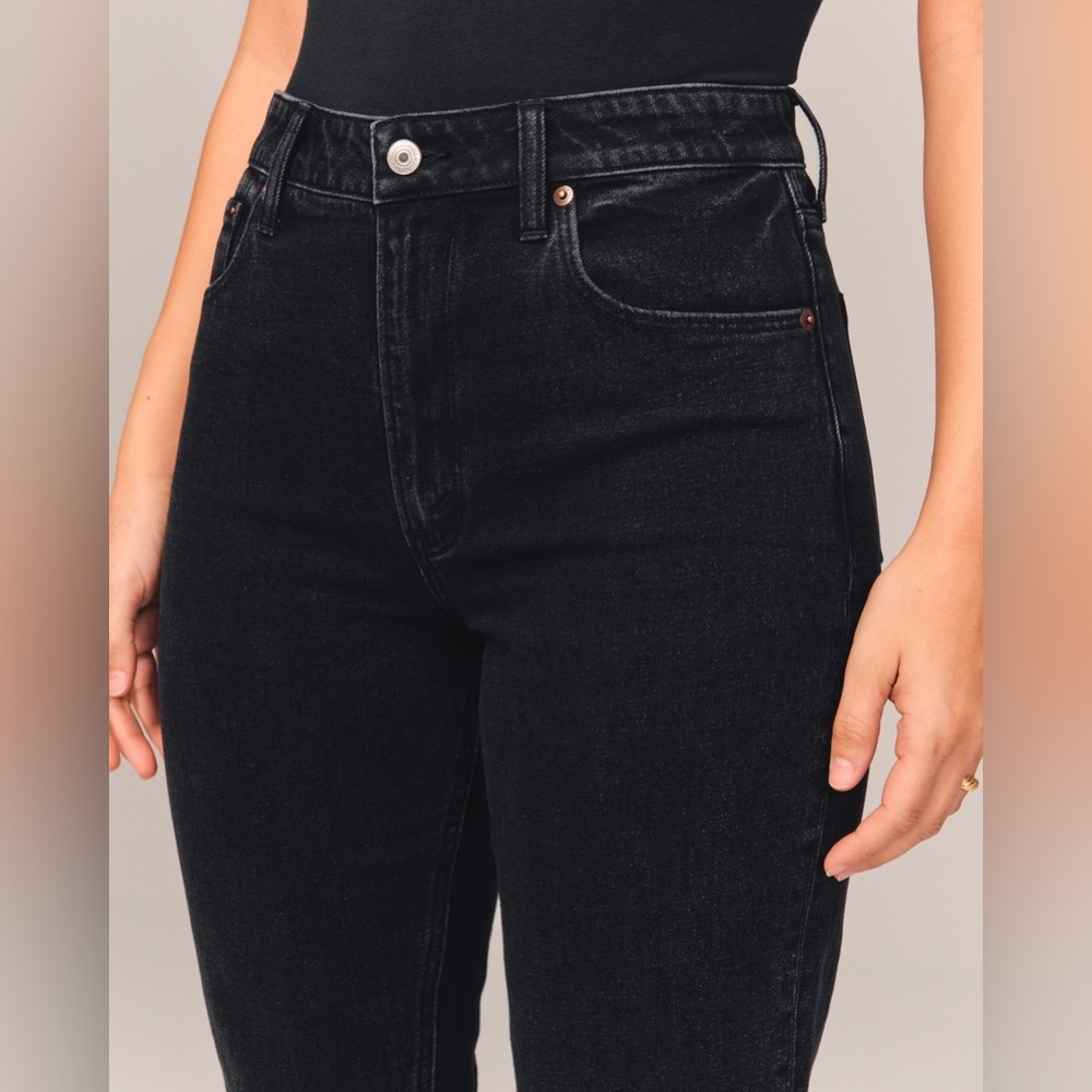 Abercrombie & Fitch Curve Love High Rise Skinny Jean in Black Size 16 (33) - Picture 5 of 13